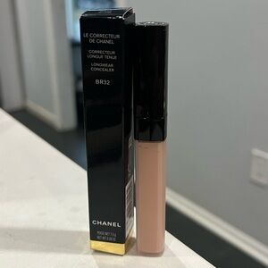 NEW Chanel Le Correcteur de Chanel in BR32